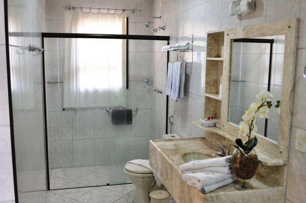 Hotel Sao Luiz อากวัสจิลิงดอยา ภายนอก รูปภาพ