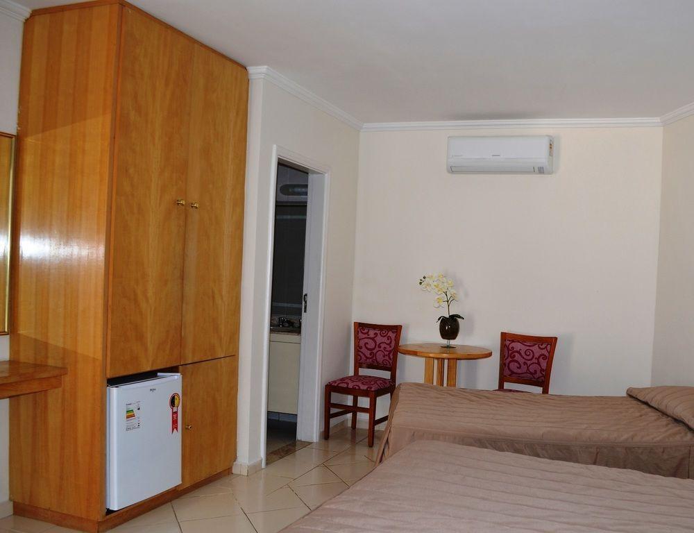 Hotel Sao Luiz อากวัสจิลิงดอยา ภายนอก รูปภาพ
